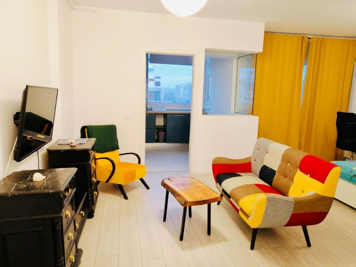 Plaza View Studio Бухарест Екстер'єр фото